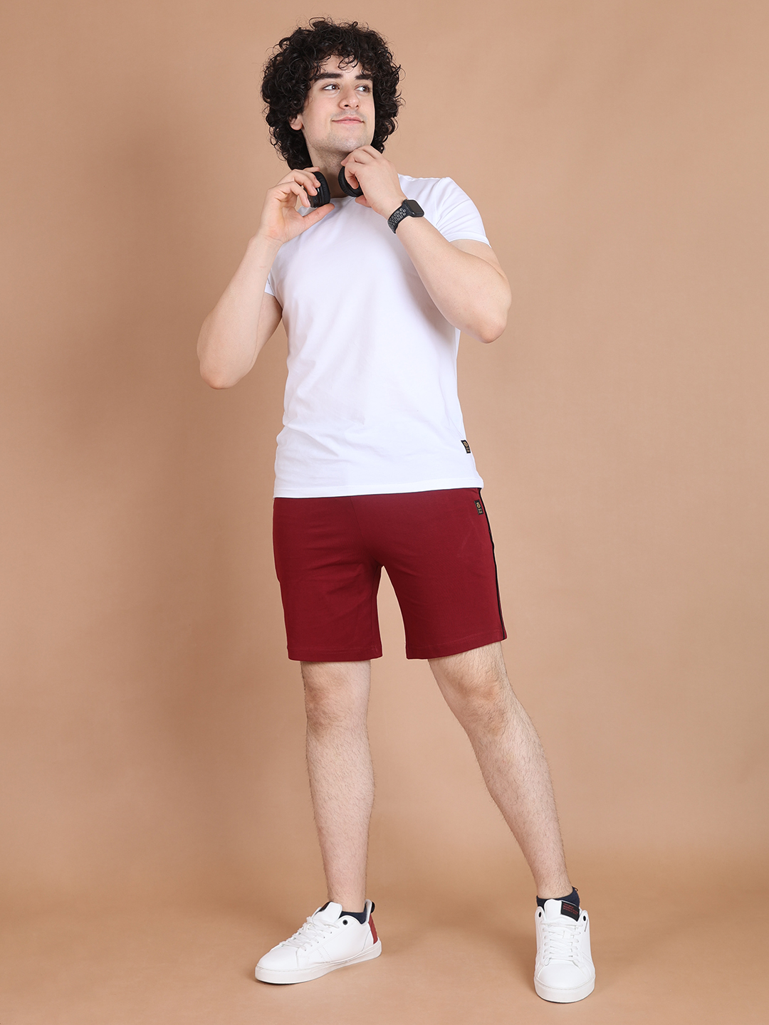 BASIC BERMUDA SHORTS - MAROON